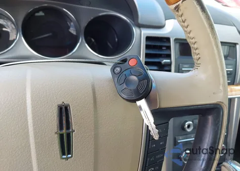 2010 Lincoln Mkz z USA, uszkodzony, nr VIN 3LNHL2GC1AR654671